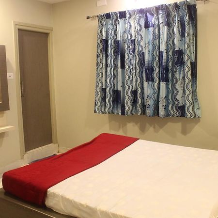 Hotel Lakshmi Grand Višákhapatnam Pokoj fotografie